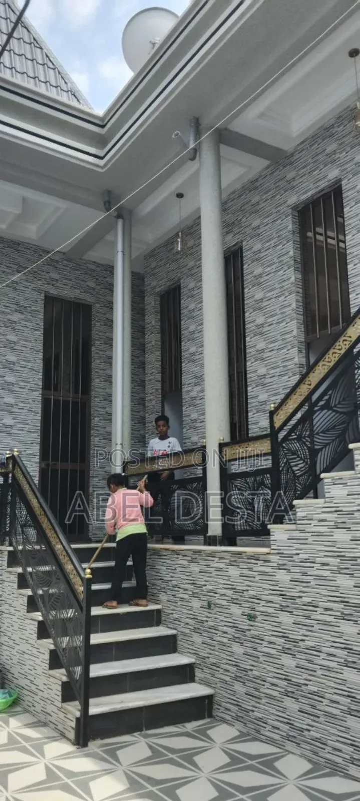 Furnished 3bdrm House in Adama for sale