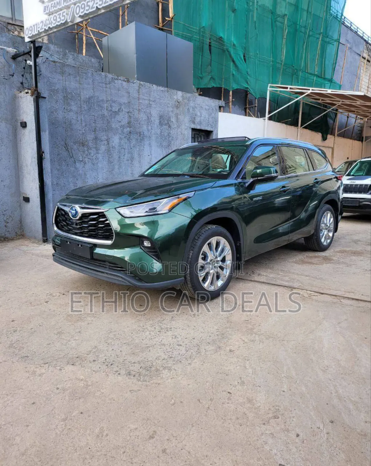 Toyota Highlander Hybrid 2023 Green