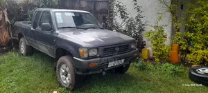 Photo - Toyota Hilux 1998 Silver