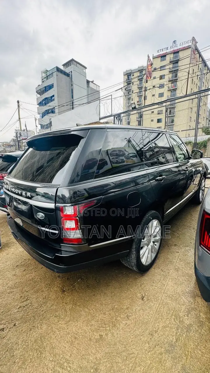 Land Rover Range Rover Vogue 2019 Black