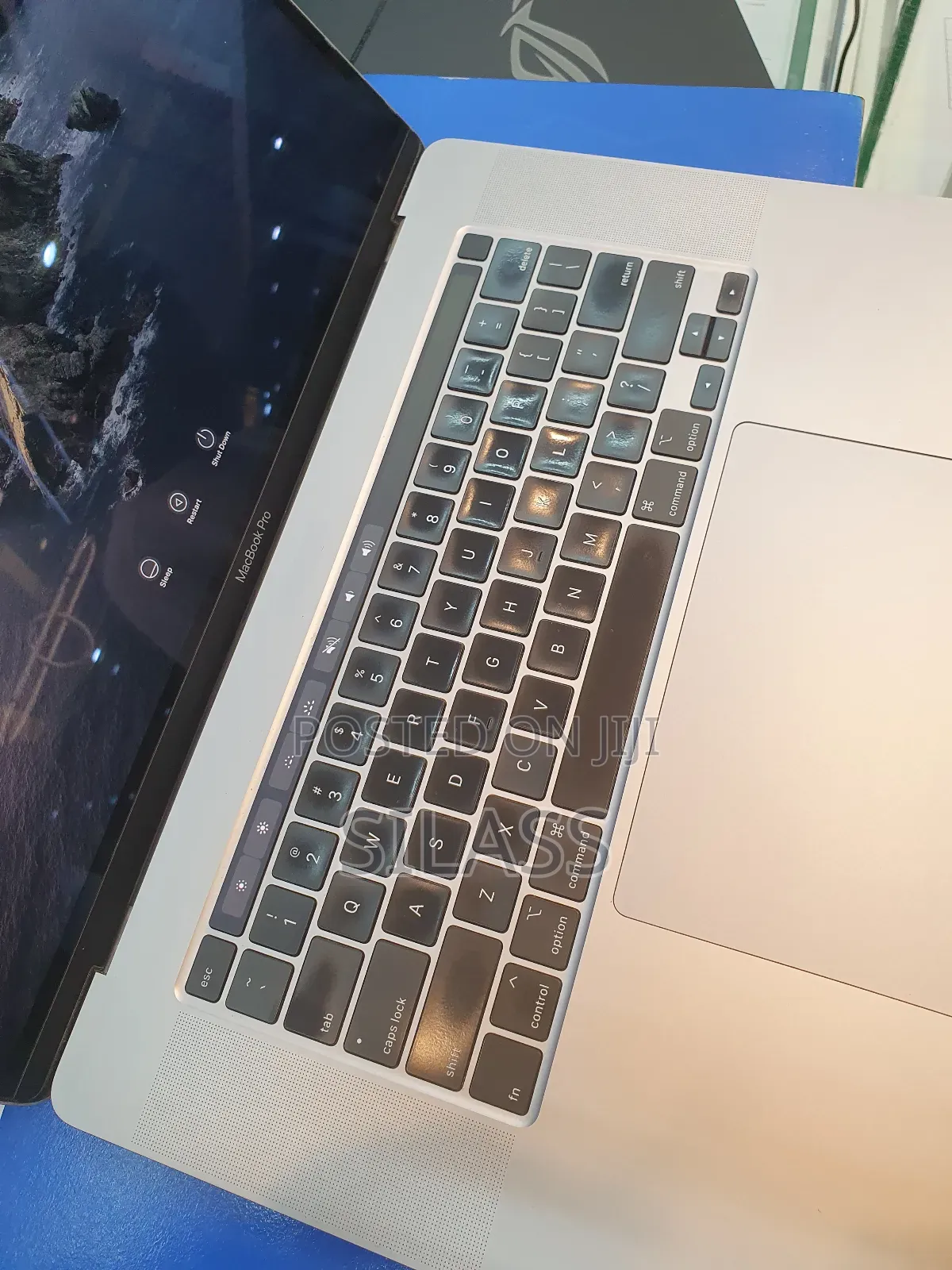 New Laptop Apple MacBook Pro 2019 64GB Intel Core I9 SSD 512GB