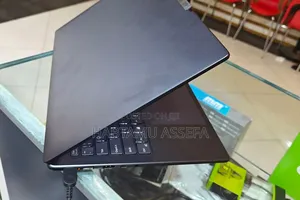 New Laptop Lenovo Legion Y740 32GB Intel Core I9 SSD 1T