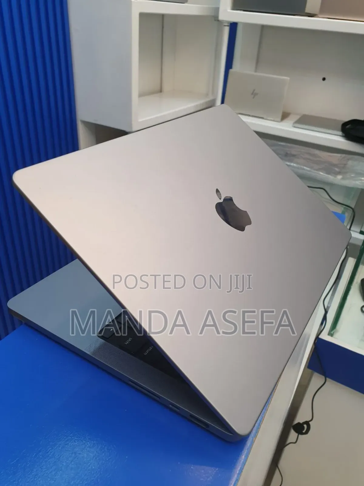 New Laptop Apple MacBook Pro M1 16GB Apple M1 SSD 1T