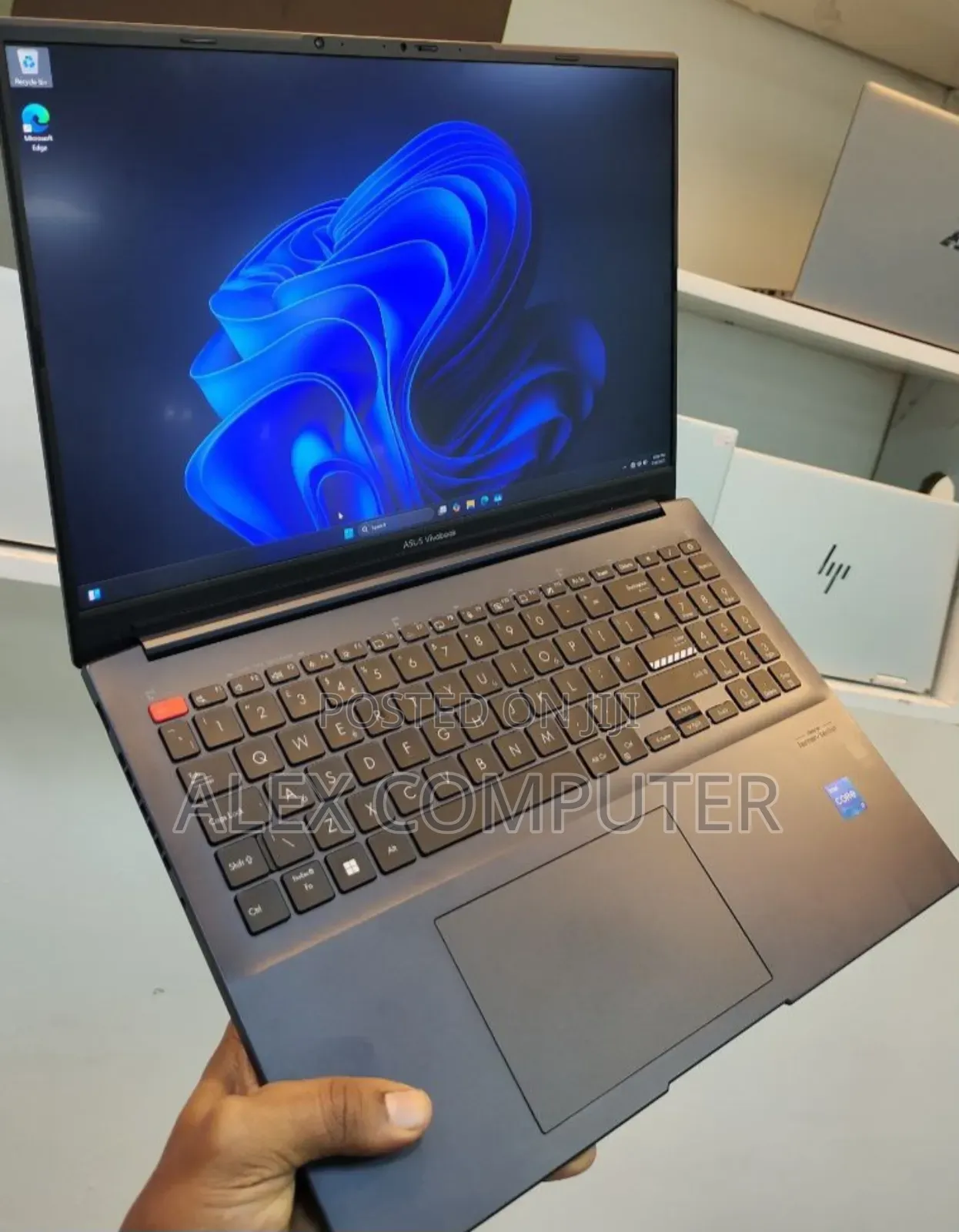 New Laptop Asus VivoBook 15 X505BA 20GB Intel Core I7 SSD 512GB