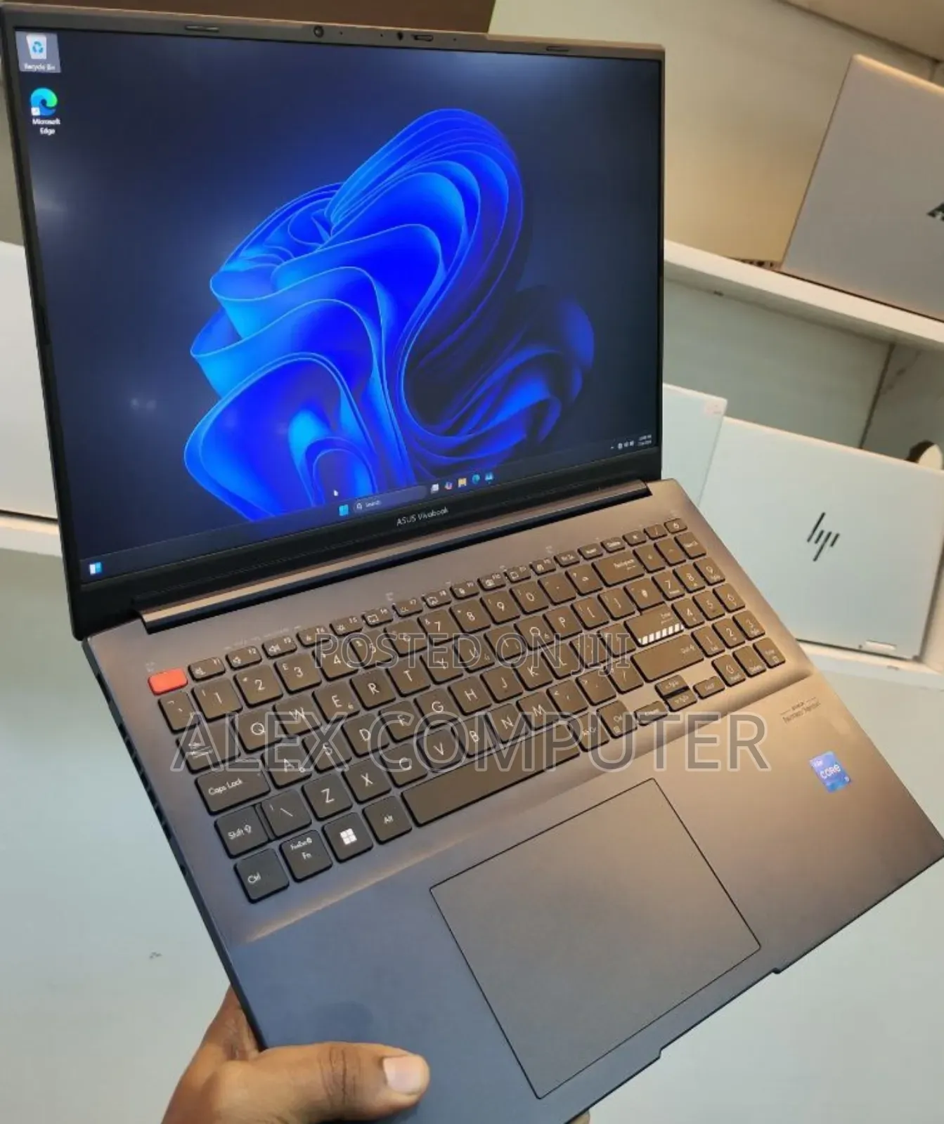 New Laptop Asus VivoBook 15 X505BA 20GB Intel Core I7 SSD 512GB