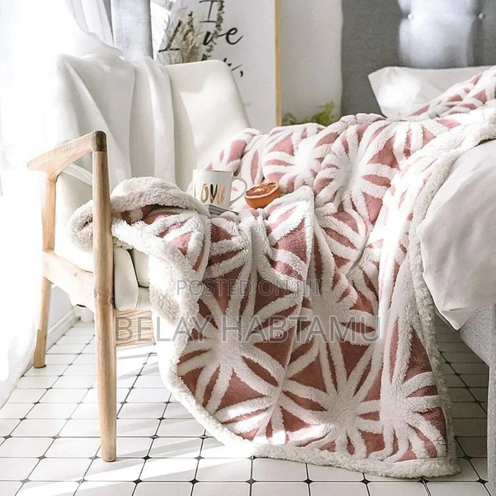 ጋቢ ለምኔ Comfort Blanket