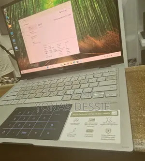 New Laptop Asus Zenbook 14 UX434 16GB Intel Core I7 SSD 512GB
