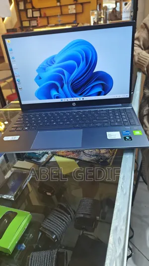 Photo - New Laptop HP Pavilion 15 16GB Intel Core I5 SSD 512GB