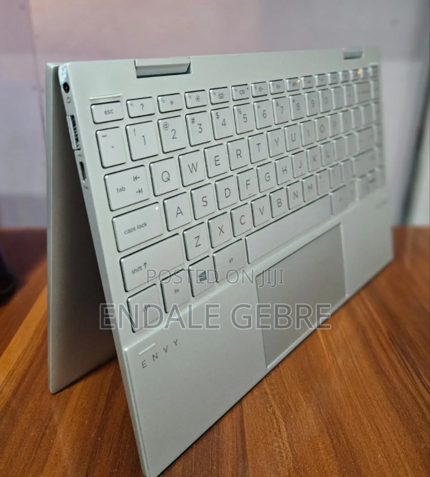 New Laptop HP Envy X360 8GB Intel Core I7 SSD 512GB