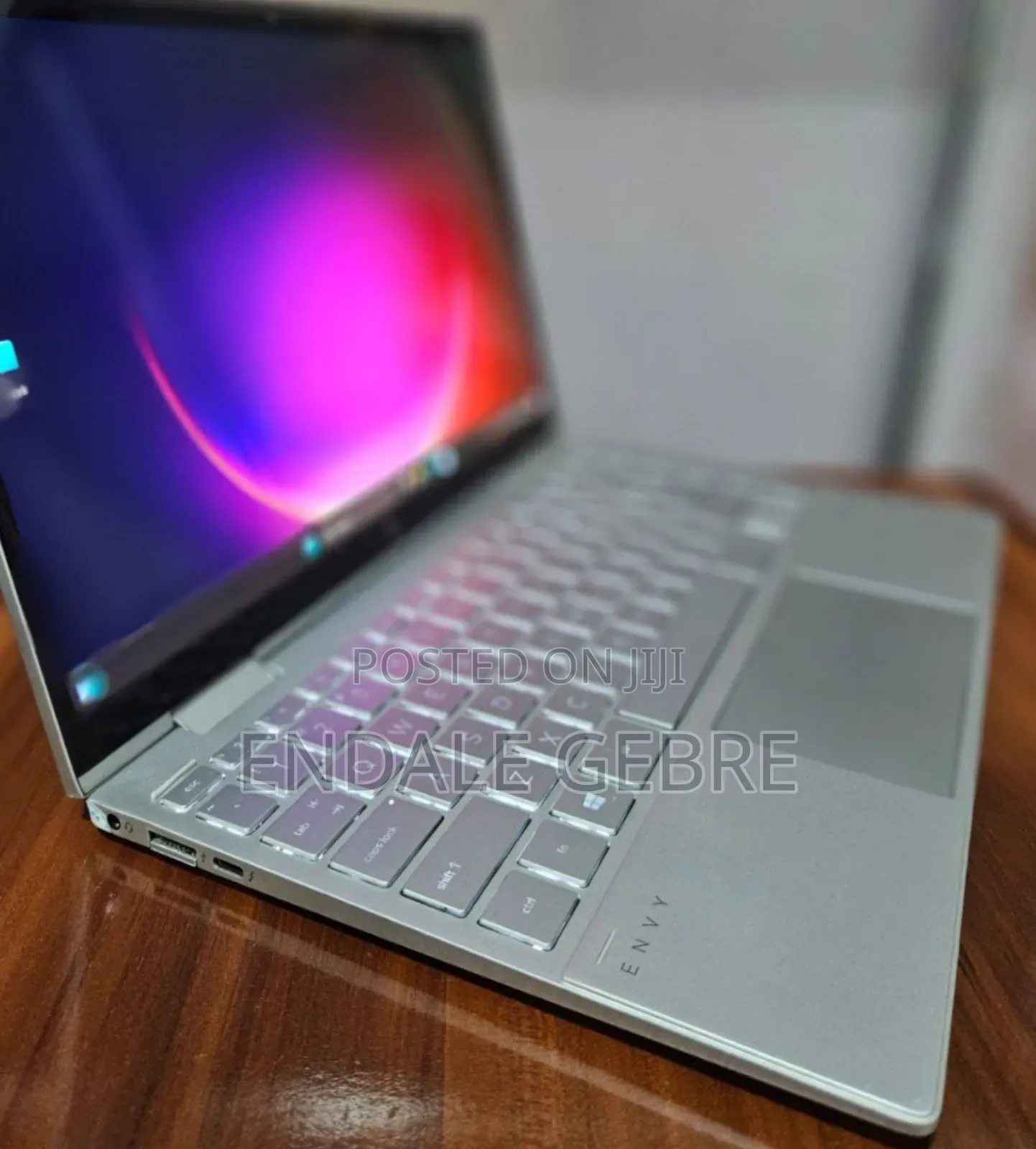 New Laptop HP Envy X360 8GB Intel Core I7 SSD 512GB