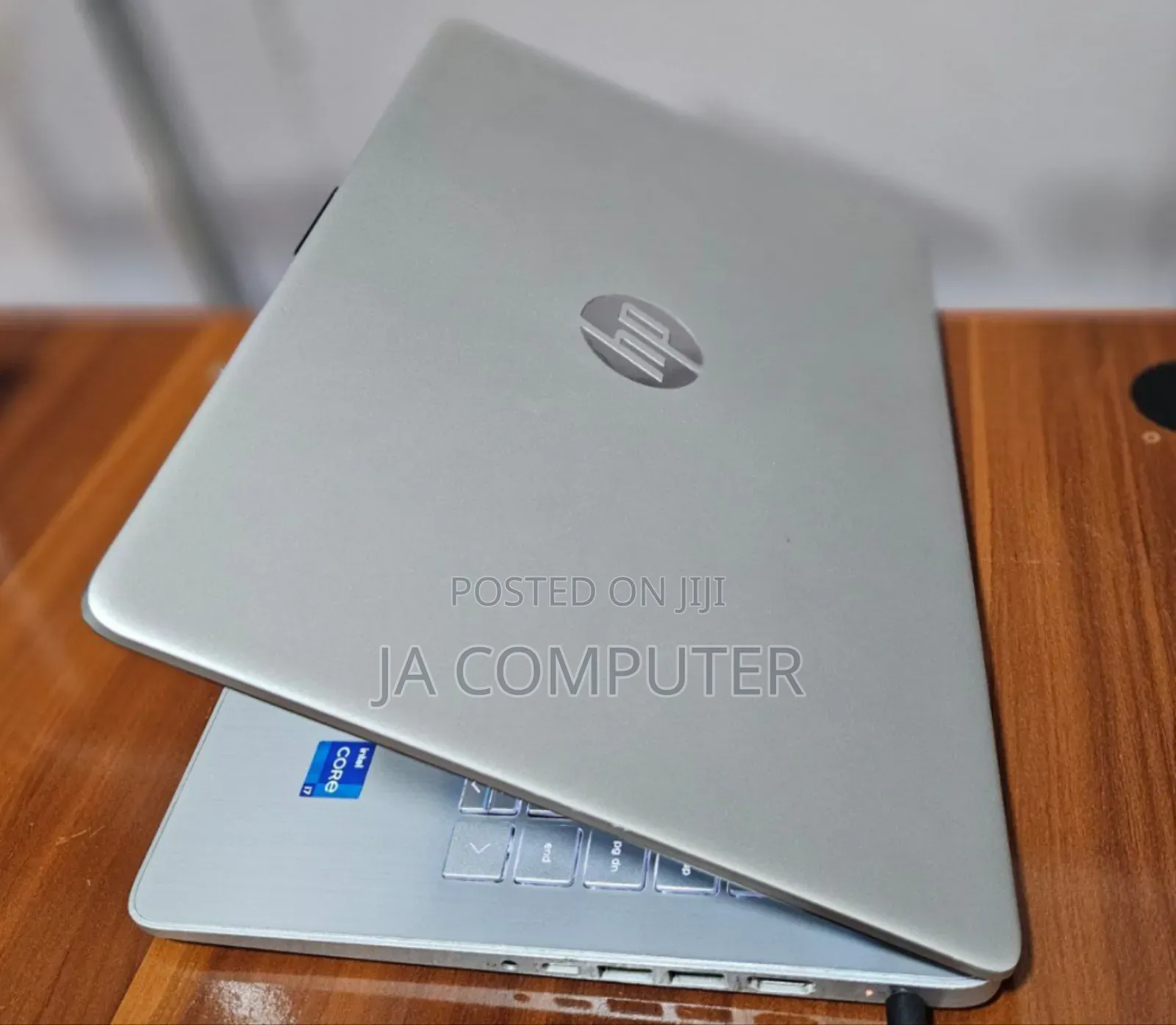 New Laptop HP Stream Notebook 8GB Intel Core I7 SSD 1T