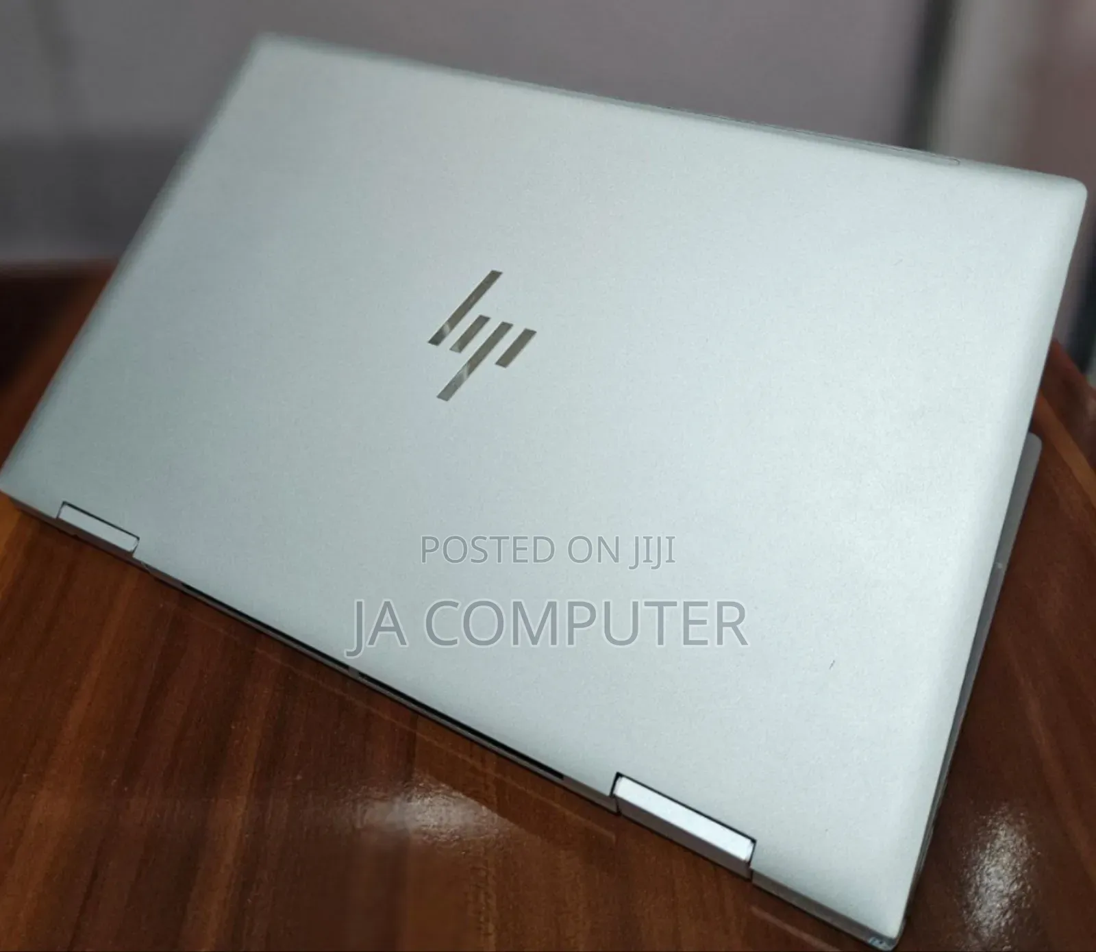 New Laptop HP Envy X360 8GB Intel Core I7 SSD 512GB