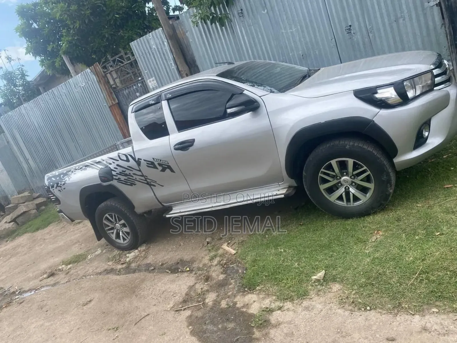 Toyota Hilux 2017 Silver