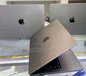 Photo - New Laptop Apple MacBook Pro M1 16GB Apple M1 Pro SSD 1T