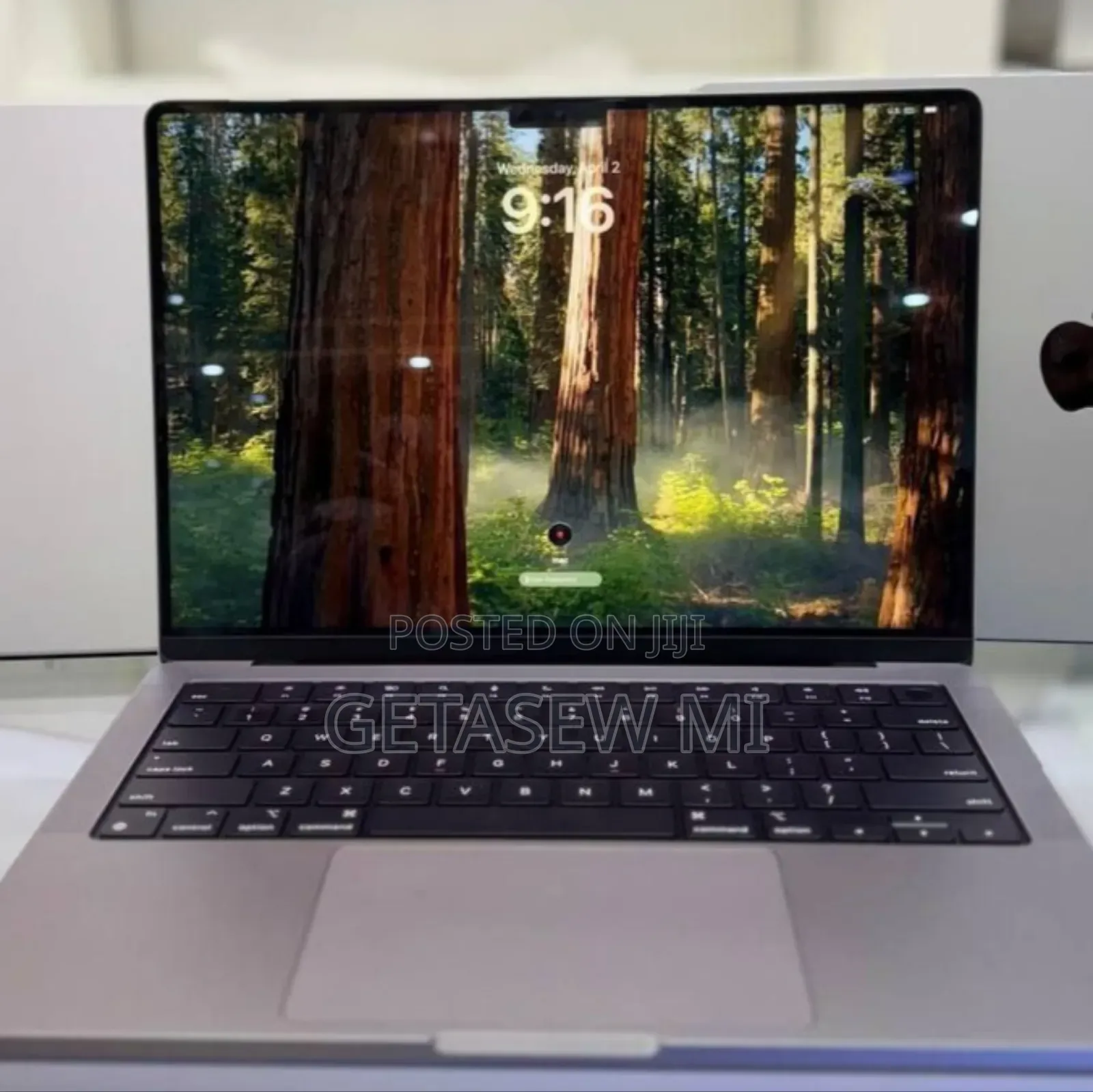 New Laptop Apple MacBook Pro M1 16GB Apple M1 Pro SSD 1T