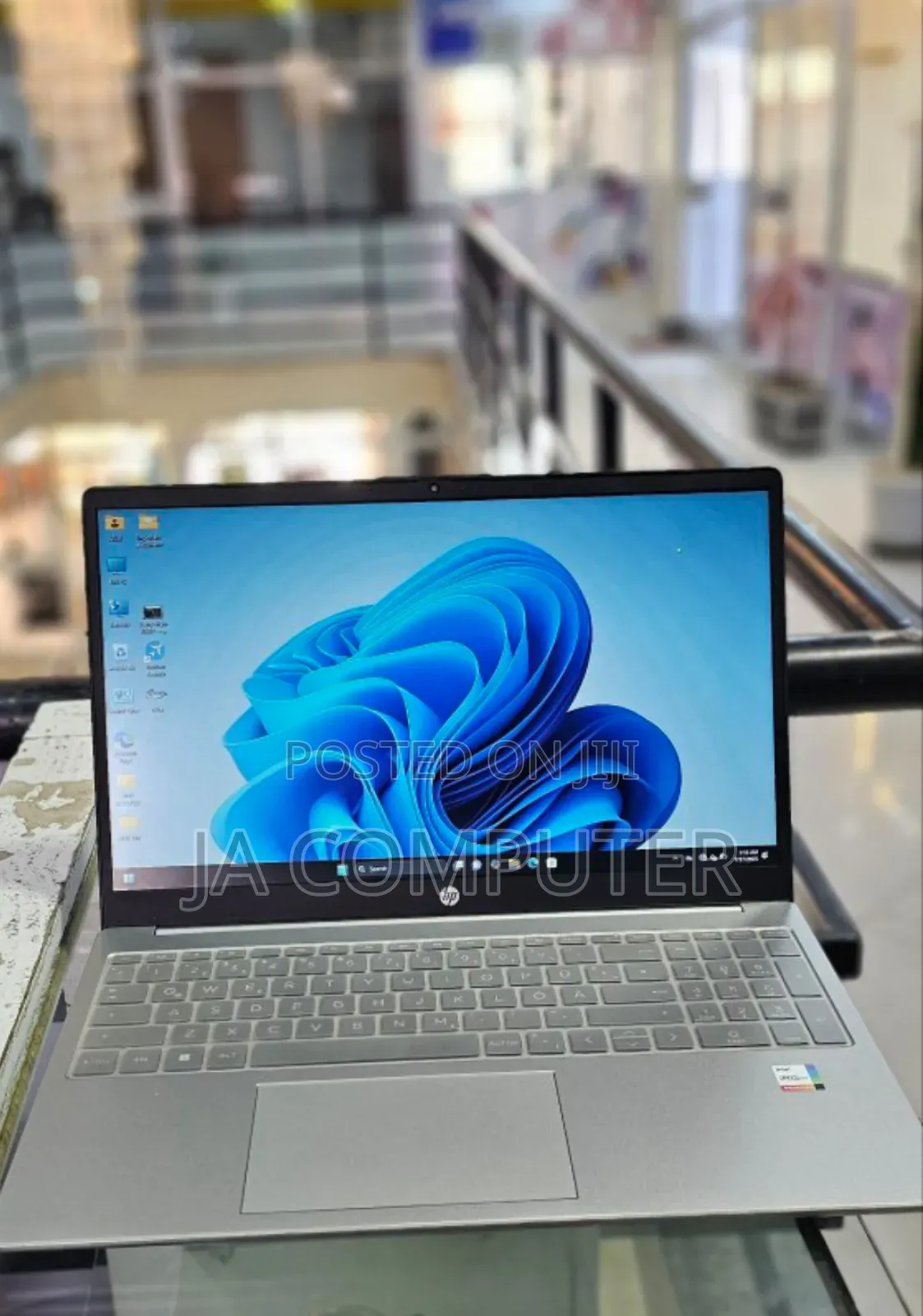 New Laptop HP Stream Notebook 16GB Intel Core I5 SSD 512GB