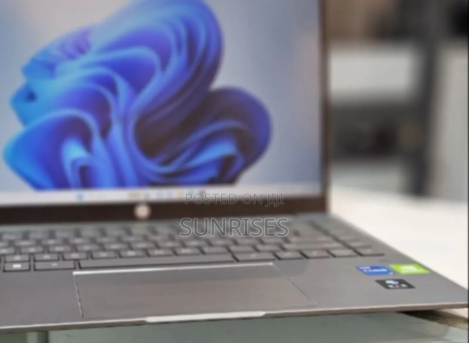 New Laptop HP Omen 15 16GB AMD Ryzen 7 SSD 512GB