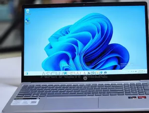 New Laptop HP Stream Notebook 8GB AMD Ryzen 5 SSD 512GB