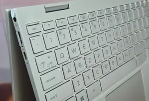 New Laptop HP Envy X360 8GB Intel Core I7 SSD 512GB