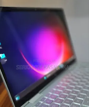 New Laptop HP Envy X360 8GB Intel Core I7 SSD 512GB