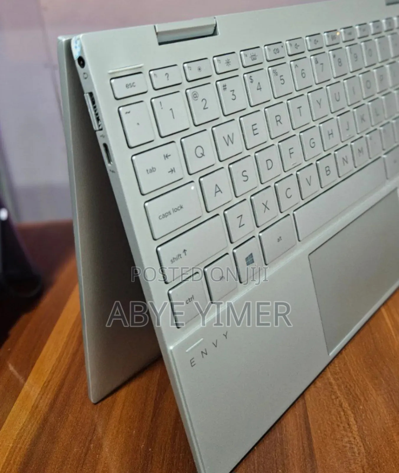 New Laptop HP Envy X360 8GB Intel Core I7 SSD 512GB