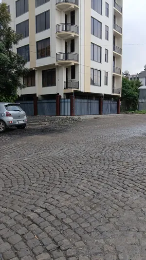 Furnished 20bdrm Apartment in Addis Abeba, Nifas Silk-Lafto for sale