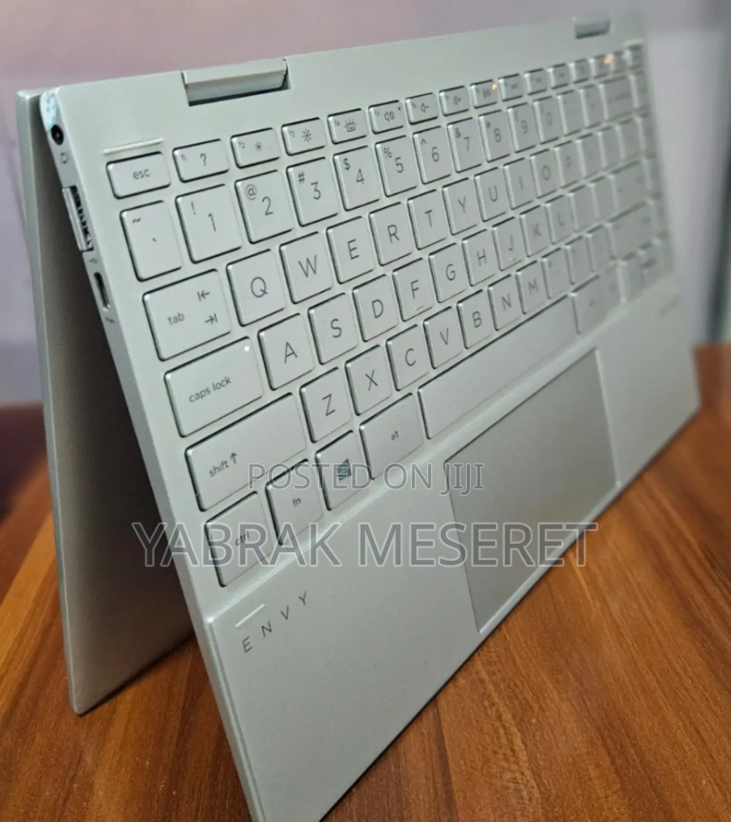 New Laptop HP Envy X360 8GB Intel Core I7 SSD 512GB