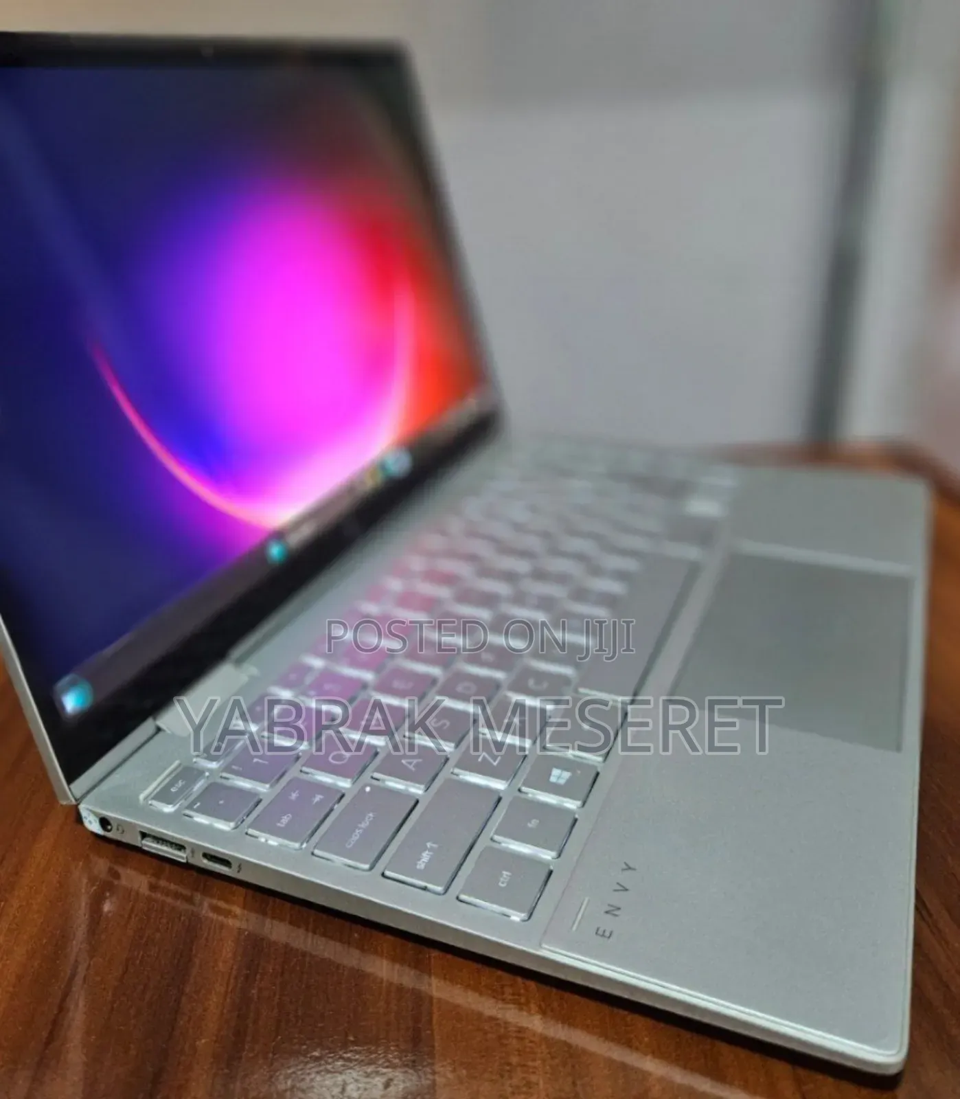 New Laptop HP Envy X360 8GB Intel Core I7 SSD 512GB