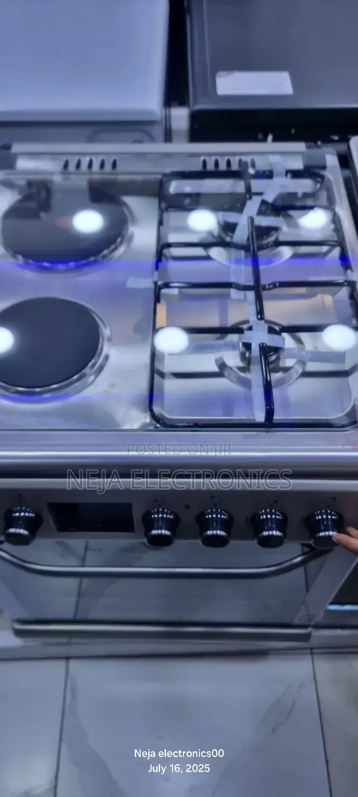 Deluxe Ovens 2-Gas 2-Elect 60.Cm Ovens Cookers