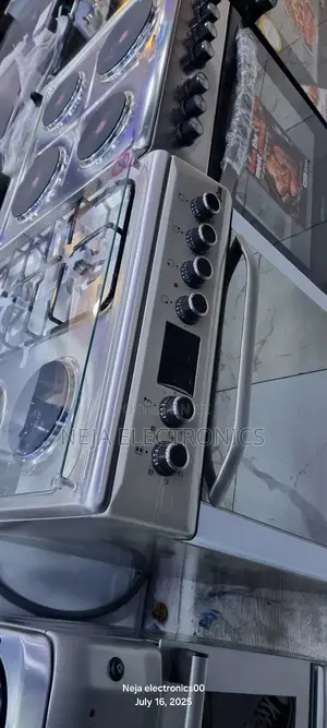 Deluxe Ovens 2-Gas 2-Elect 60.Cm Ovens Cookers