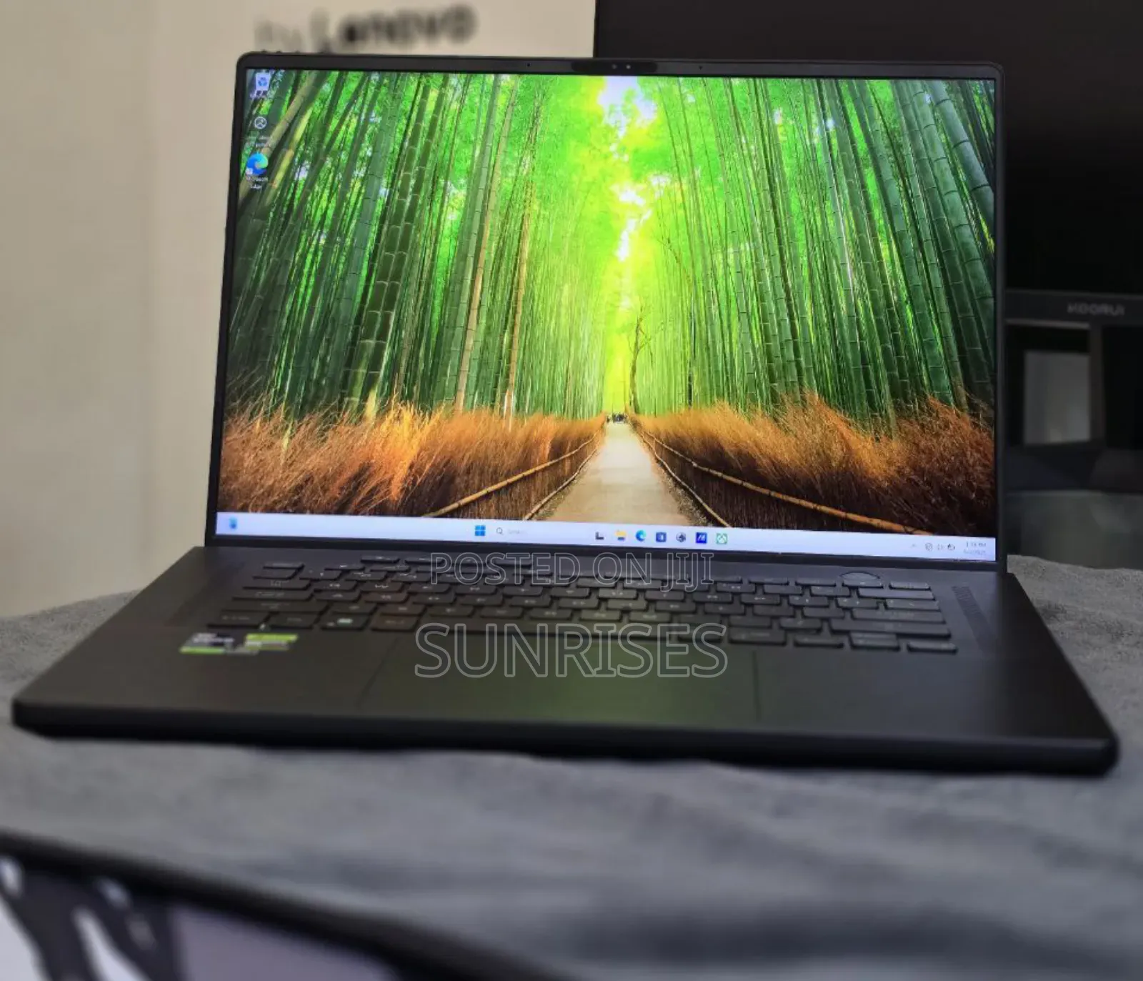 New Laptop Asus ROG Zephyrus G16 16GB Intel Core I9 SSD 1T