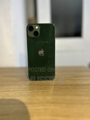 New Apple iPhone 13 128 GB Green