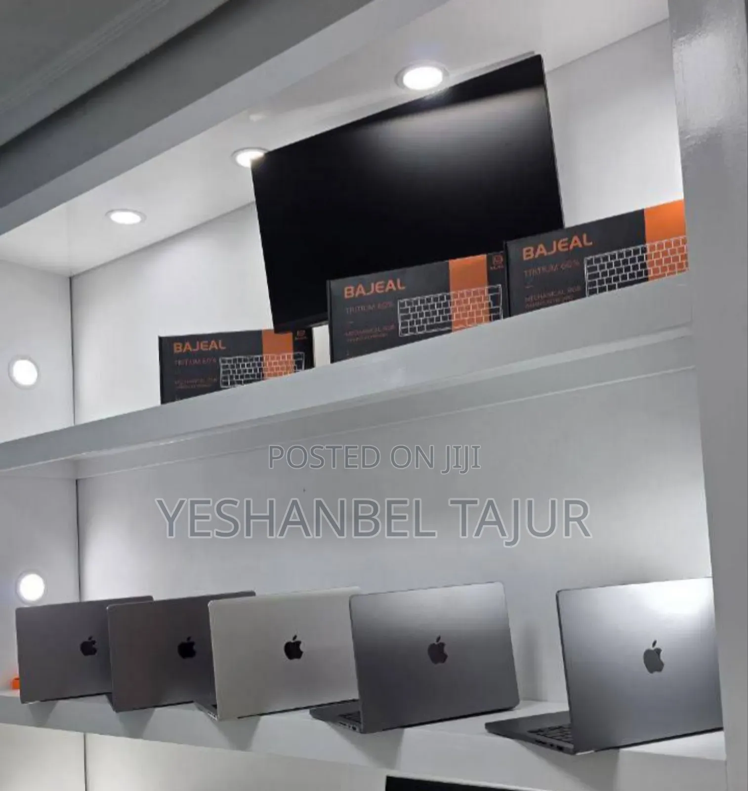 New Laptop Apple MacBook Pro M1 16GB Apple M1 Pro SSD 1T