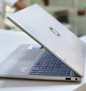 New Laptop HP Stream Notebook 8GB AMD Ryzen 5 SSD 512GB