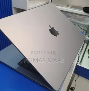 Photo - New Laptop Apple MacBook Pro 2011 16GB Apple M1 Pro SSD 1T