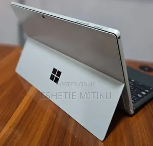 New Laptop Microsoft Surface Pro 7 16GB Intel Core I5 SSD 512GB