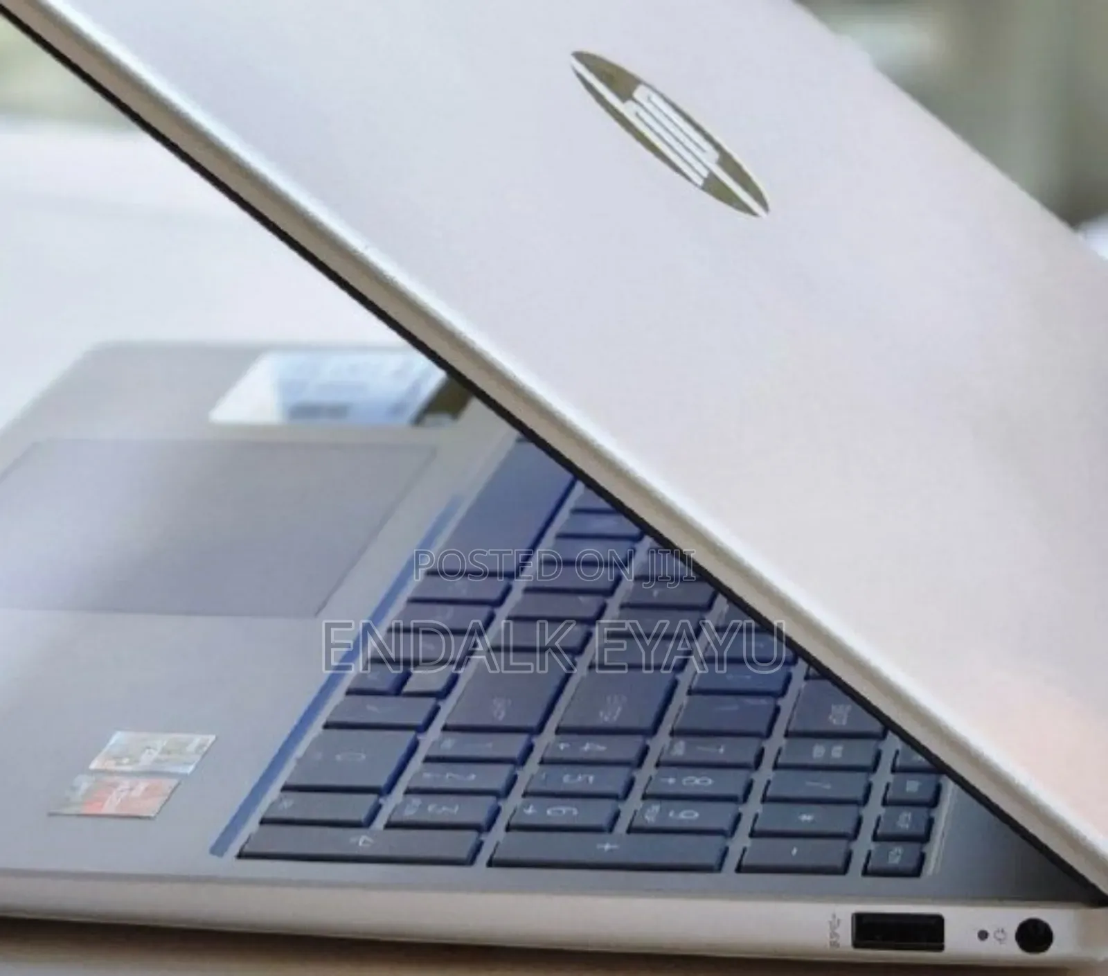 New Laptop HP 8GB AMD Ryzen 5 SSD 512GB