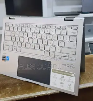 New Laptop Asus ZenBook Flip 14 UX461UA 16GB Intel Core I7 SSD 1T