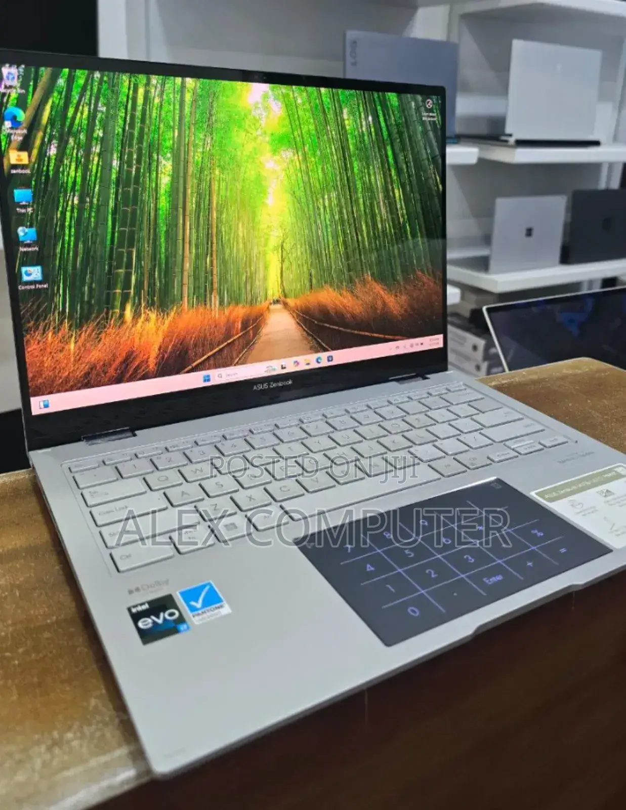 New Laptop Asus ZenBook Flip 14 UX461UA 16GB Intel Core I7 SSD 1T