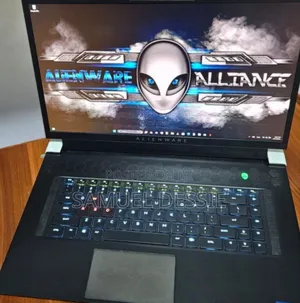 New Laptop Alienware M17x R2 16GB Intel Core I7 SSD 1T