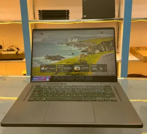 Photo - New Laptop Asus ROG Zephyrus G15 16GB AMD Ryzen 9 SSD 1T