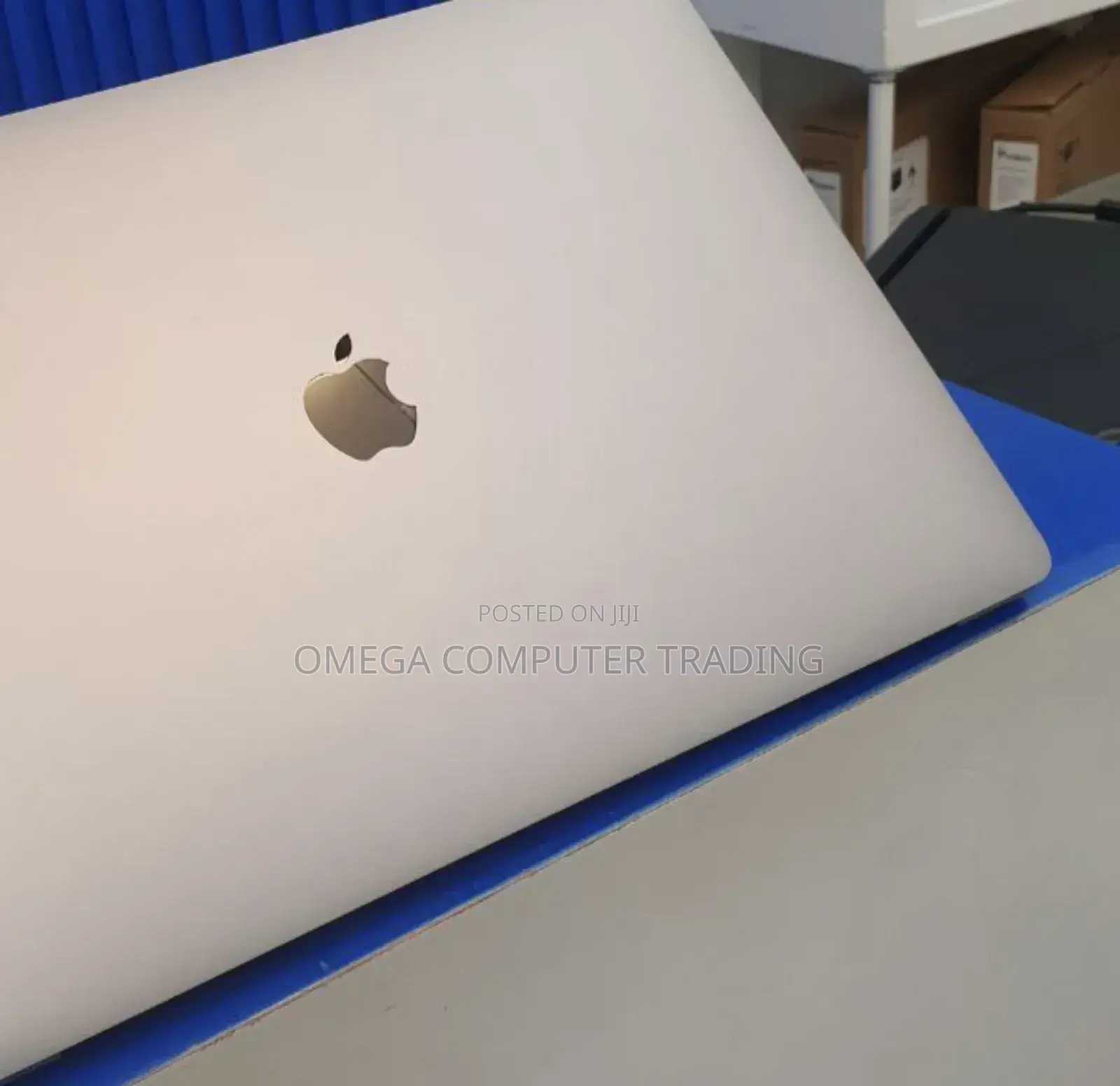 New Laptop Apple MacBook Pro 2019 64GB Intel Core i9 SSD 512GB