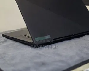 New Laptop Asus ROG Zephyrus G15 32GB Intel Core I9 SSD 1T