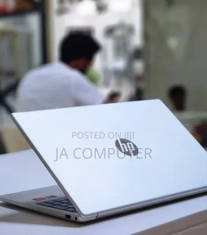 New Laptop HP Stream Notebook 8GB AMD Ryzen 5 SSD 512GB