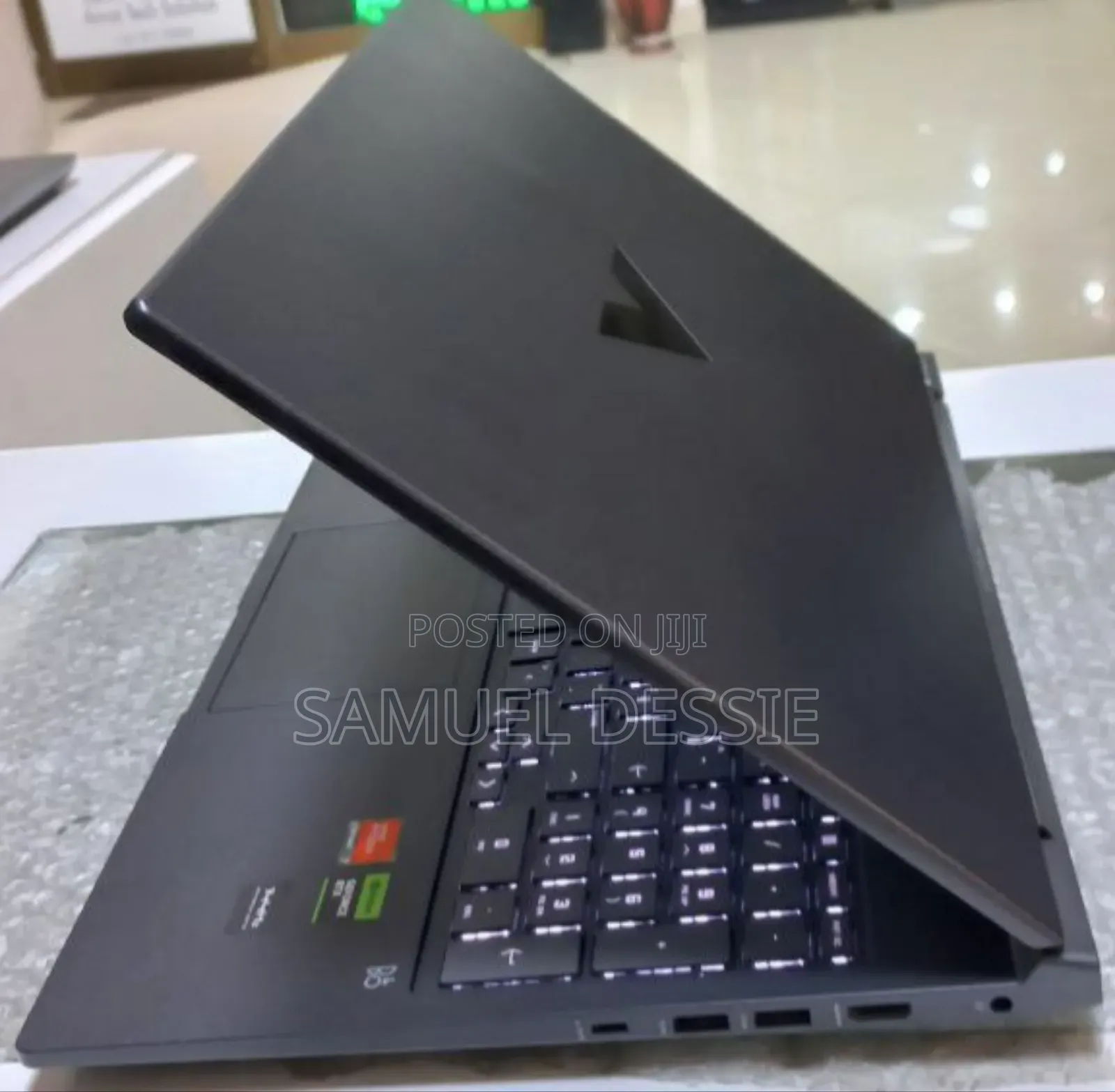New Laptop HP Victus 16 16GB AMD Ryzen 7 SSD 1T