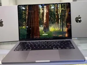 New Laptop Apple MacBook Pro M1 16GB Apple M1 Pro SSD 1T