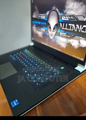 Photo - New Laptop Alienware M17x R2 16GB Intel Core I7 SSD 1T