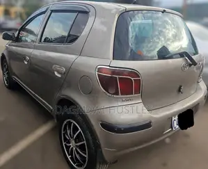 Toyota Yaris 2005 Gray