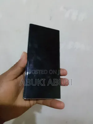Photo - Samsung Galaxy S22 Ultra 256 GB Black