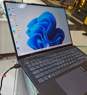 New Laptop Lenovo Yoga 9i 32GB Intel Core I9 SSD 1T